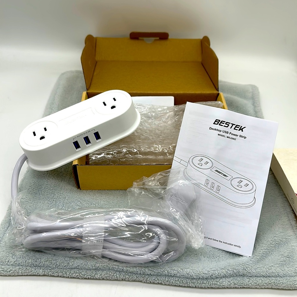 Bestek Desktop AC Outlet & USB Port Power-strip Model:MRJ2002